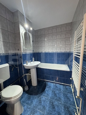 Apartament 2 camere, 52 mp, zona Rovine - imagine 8