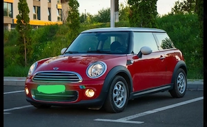 MiniCooper 1.6 benzina aspirat ROSU  - imagine 3