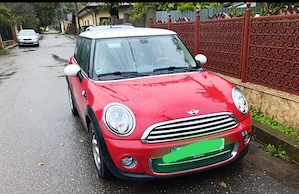 MiniCooper 1.6 benzina aspirat ROSU  - imagine 4