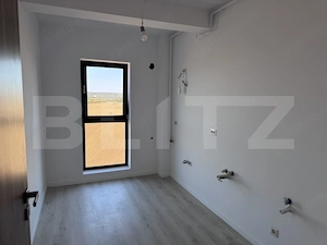 Apartament 3 camere, 88.10 mp, zona Albert - imagine 5