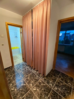 apartament 3 camere decomandate - imagine 8