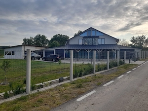 Casa de vacanta super preț