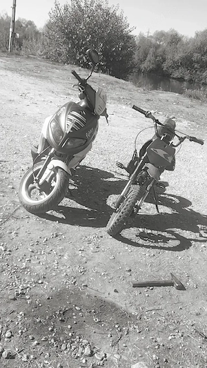 Vând sau schimb pe un cross de 150 sau 200 sau 135 cross 