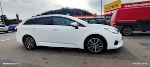 Toyota Avensis III Business Edition  - imagine 3
