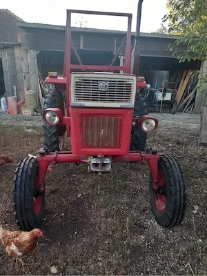    Vând tractor U445-L - imagine 2