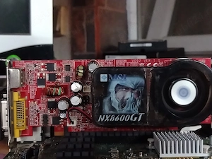 lacă Video MSI NVIDIA GeForce NX8600GT (PCI-E, DVI VGA) - Testată   Funcțională