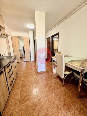Apartament 2 camere Decomandat, Inel 2 - imagine 12