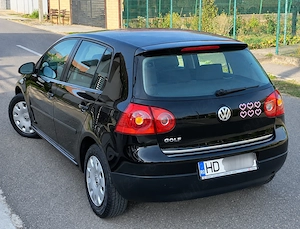 Wolkswagen golf 5 ireproșabil 2005 merita văzută  - imagine 4
