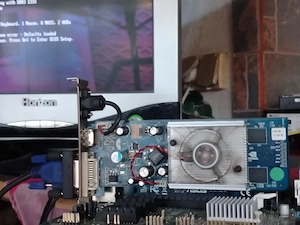 Placă Video ASUS NVIDIA GeForce 210 (PCI-E, HDMI   DVI   VGA) - Testată