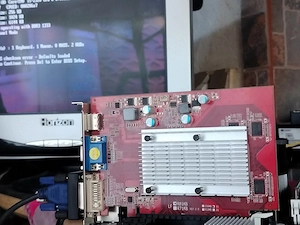 Placă Video Silent   Pasivă AMD Radeon HD (PCI-E, HDMI   DVI   VGA) - Testată