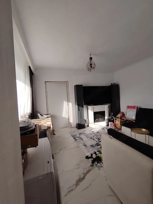 Vând casa zona foarte buna - imagine 4