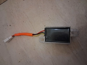 Convertor tensiune 