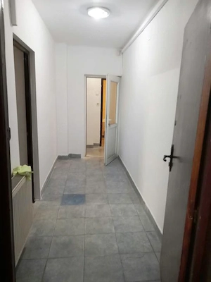 2 camere*Piata Alba Iulia*parter*spatiu birou - imagine 4