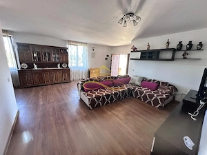De vanzare casa 4 camere Siretu Saucesti - imagine 3