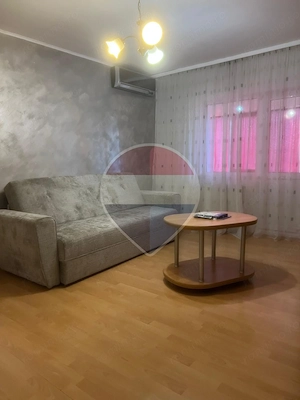 Apartament 2 camere zona Boul Rosu - imagine 2