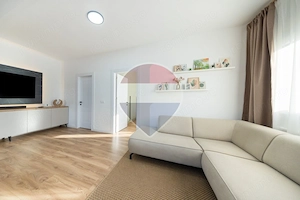 Apartament modern, curte, Sanpetru! - imagine 6