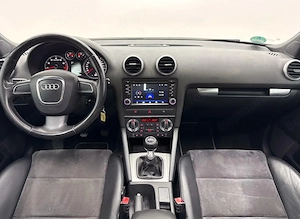 Audi A3 Sportback 1.8 TFSI Attraction - imagine 12