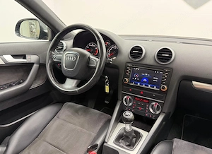 Audi A3 Sportback 1.8 TFSI Attraction - imagine 14