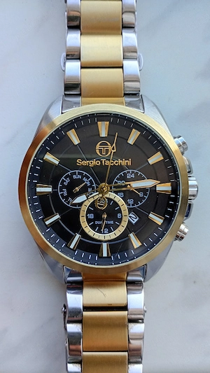 Ceas Sergio Tacchini, negru-auriu, seamănă cu Lorus by Seiko, mecanism japonez metalic greutate 150g