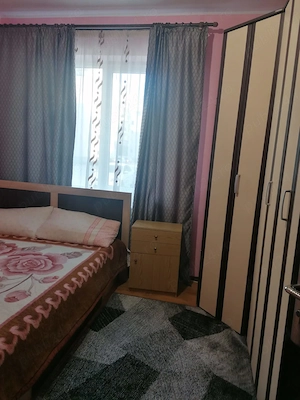 Vând apartament utilat si mobilat - imagine 5