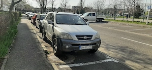Vând Kia Sorento 4x4 - imagine 5