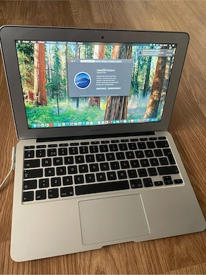 Laptop Apple MacBook Air 11,Display 11,6 inch led,OSX Mojave,SSD 130gb memorie,perfect funcțional  c