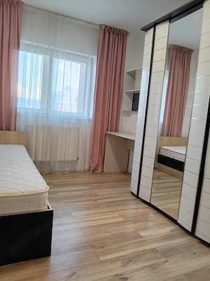 inchiriez apartament  4 camere , 2 bai -str. Aurel Vlaicu ,  - imagine 5