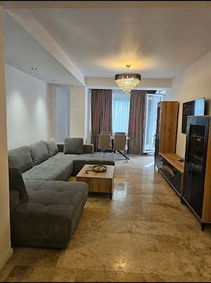 Summerland 2 camere mobilat și utilat modern. 