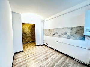 Apartament Decomandat,Confort 1 situat in Tecuci pe Str. 7 Noiembrie - imagine 6