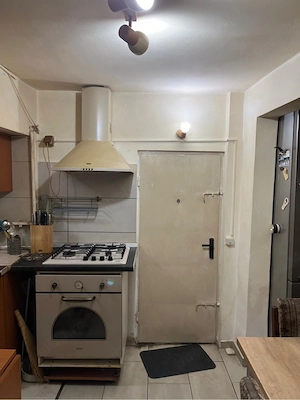 Casa de vanzare - 3 camere - imagine 3