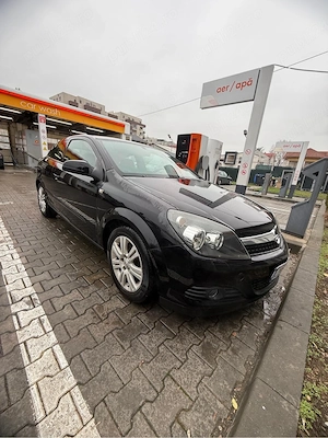 Opel Astra H in doua usi