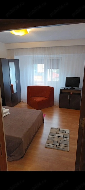 inchiriez apartament  - imagine 5