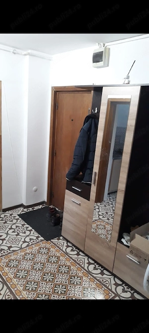 inchiriez apartament  - imagine 4