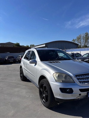 Mercedes Benz ML 280 CDI   190 CP   2008 - imagine 2
