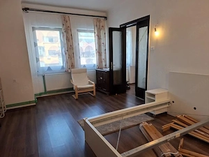 4 camere într-o vilă elegantă, retrasă și liniștită – zona Vasile Lascăr - imagine 4