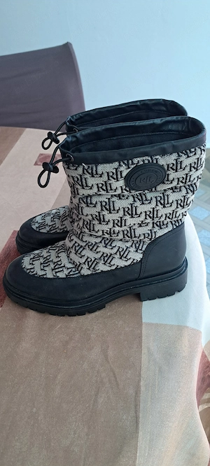 Cizme Ralph Lauren marimea 38,o purtare