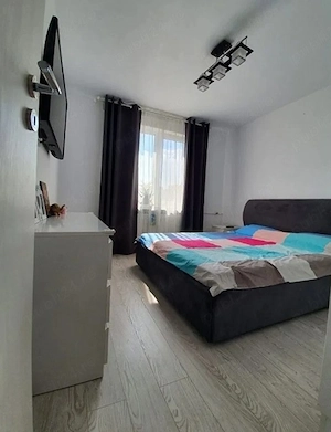    __ORADEA__ chirie apartament cu 2 camere - decomandat