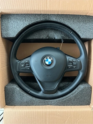 volan BMW X1 2020
