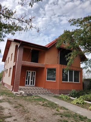 Casă de vânzare   zonă centrală, Săbăreni, Giurgiu - imagine 4