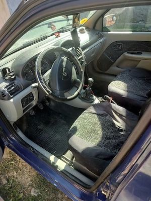 Vând Renault Clio an 2004