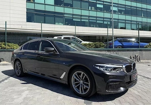 BMW Seria 5 BMW Seria 5 520d xDrive M-Sport - imagine 2