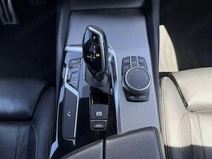 BMW Seria 5 BMW Seria 5 520d xDrive M-Sport - imagine 9