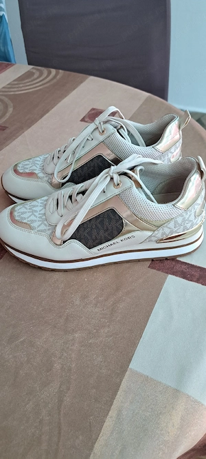 Adidasi Michael Kors marimea 38