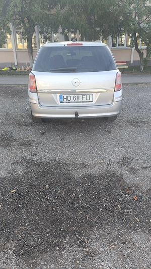 O vindem! Ni dragă, dar  două mașini e prea mult.  - imagine 3