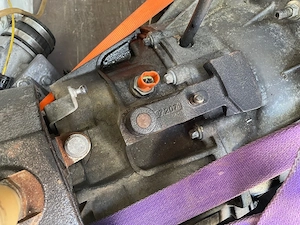 Cutie viteza Renault master 2,5 euro 4  - imagine 3