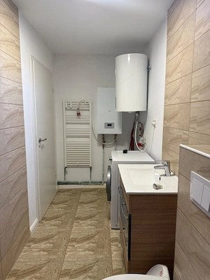 Casă de vânzare în Diniaș | Teren 1.460 mp | Construcție 2023 | - imagine 2