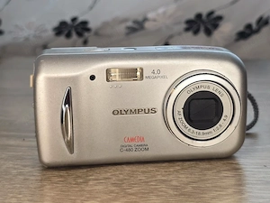 Olympus Camedia C-480 Zoom 4.0MP - aparat foto digital compact vintage