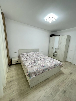 2 camere cu loc de parcare - imagine 6