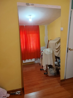 Oglinda camera