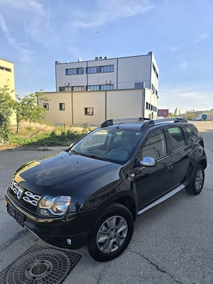 Dacia Duster 4x4 1.5 dCi full option piele navi Climă Euro 6 160.000 km impecabilă 